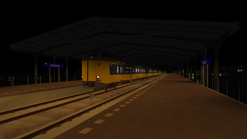 NS ICM unit calls at Delfsblaak as it operates the 23:00 Essim to Simvilet Centraal service on 27th September 2020.