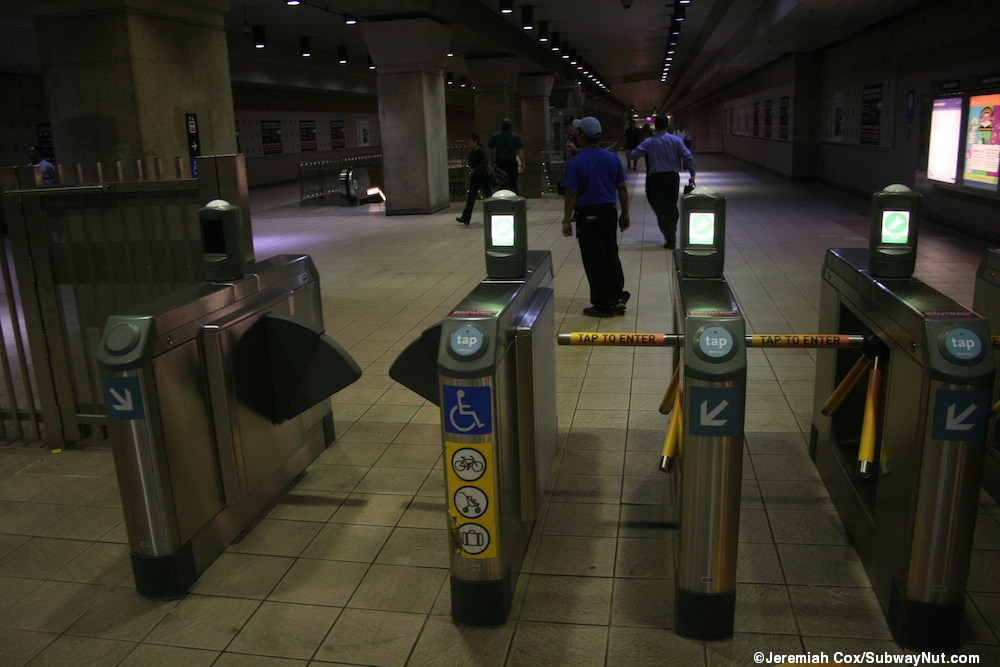 Union Station - Red/Purple Lines Mezzanine